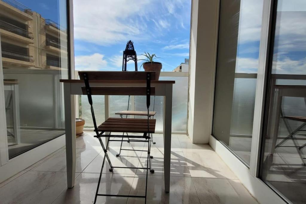 Luxury En-Suite Double. Beach-House With Sea Views Mellieħa Exteriör bild